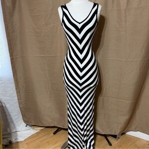 Rue21 Black and White Chevron Maxi Dress